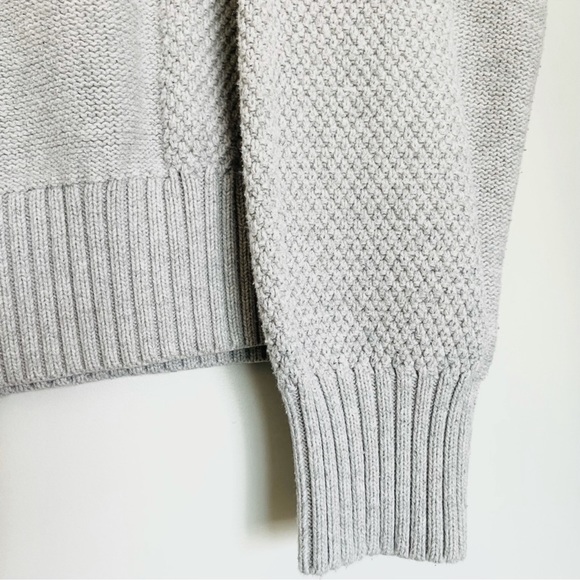 GAP Crew Neck Knit Cropped Sweater - Picture 5 of 6